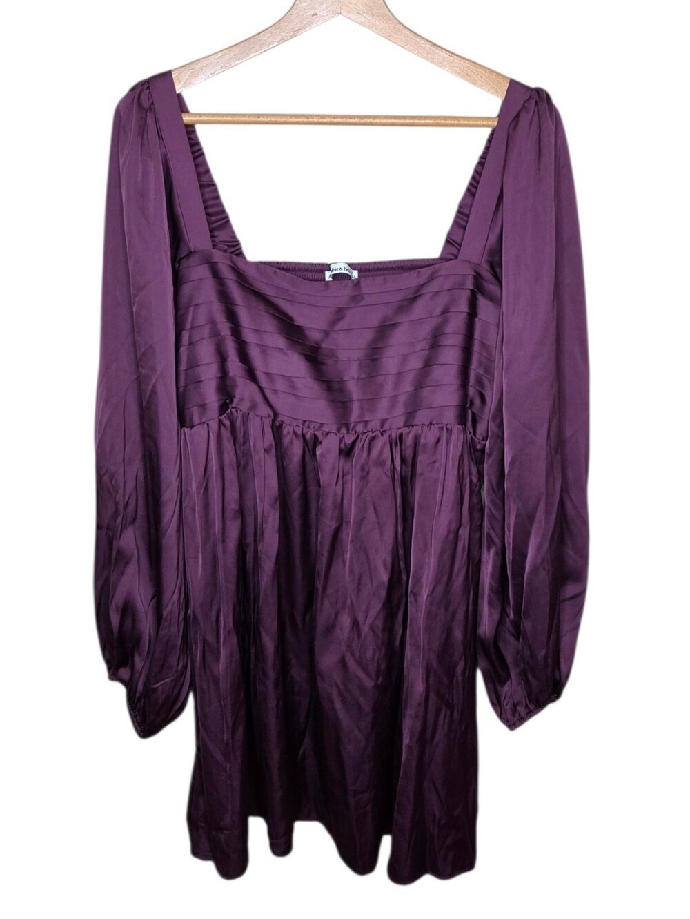 NWT Abercrombie & Fitch Emerson Satin Dress in Wine Size Large Tall Fall Winter